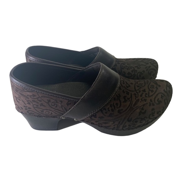 Dansko Brown Suede Leather Patterned l - Picture 5 of 11